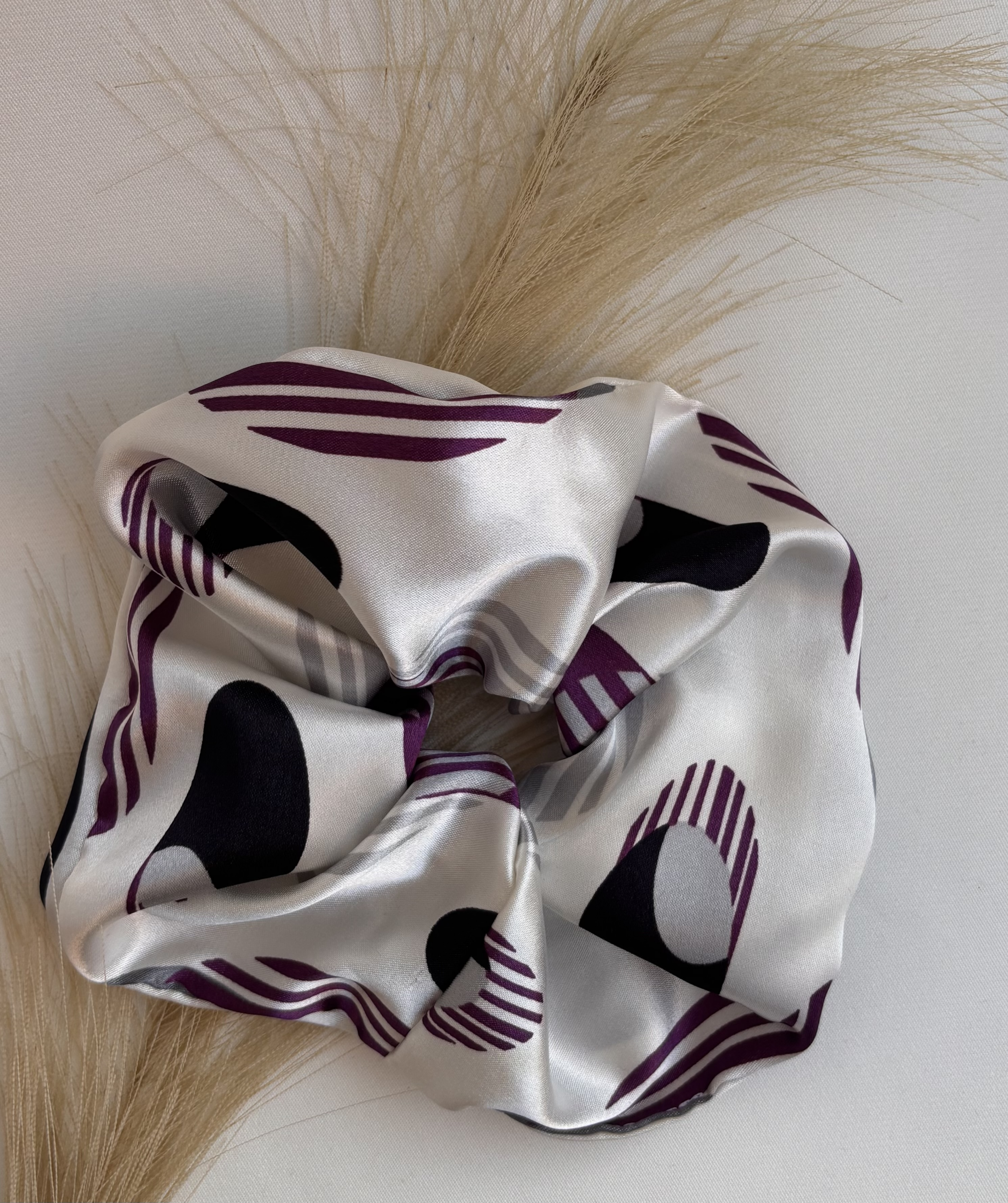 tempImage6edo4s SATIN GEOMETRY - Image 1