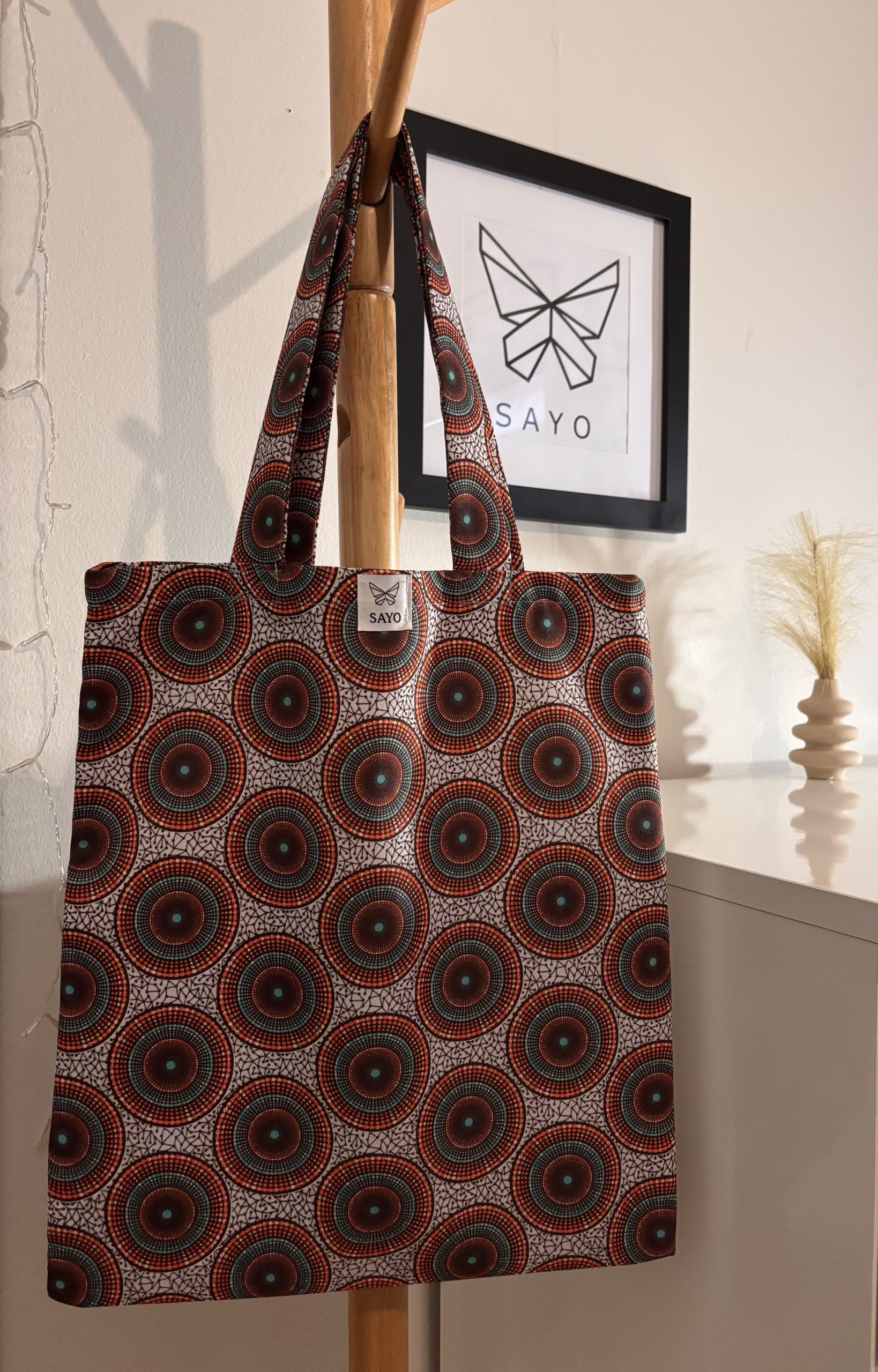 tempImageIInmPj NYOTA - Image 1