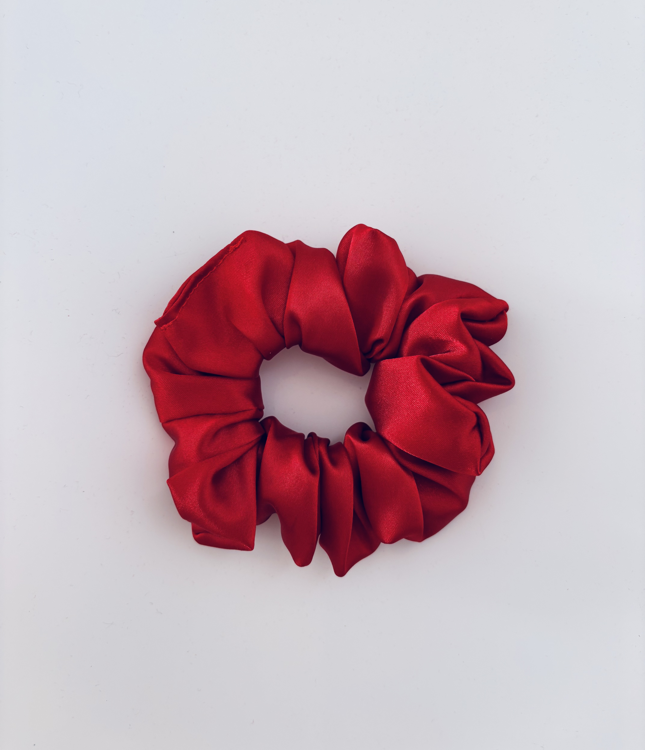 tempImageCgjU9Y MINI SATIN RED - Image 1