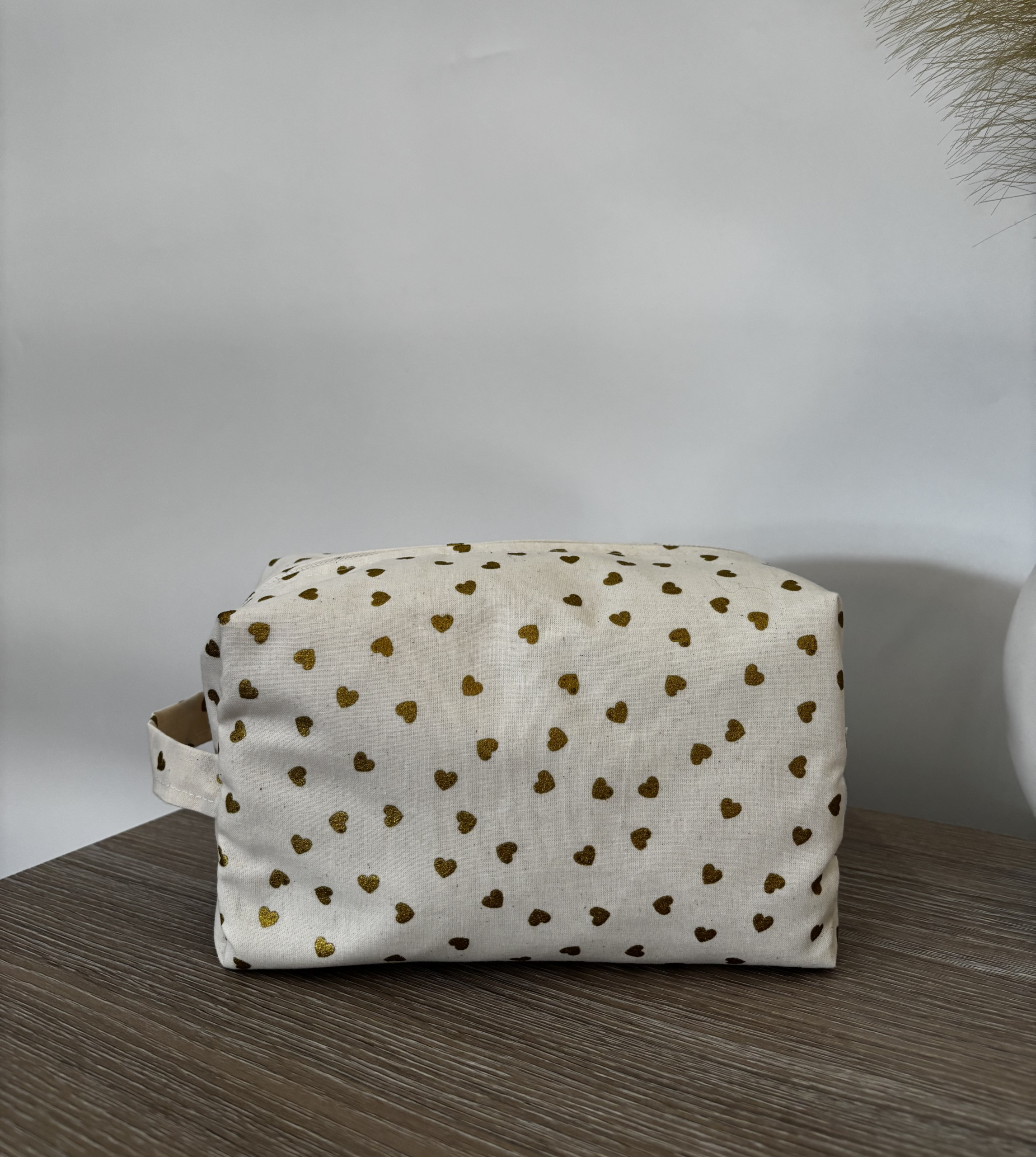 zP ECRU LOVE - Image 1